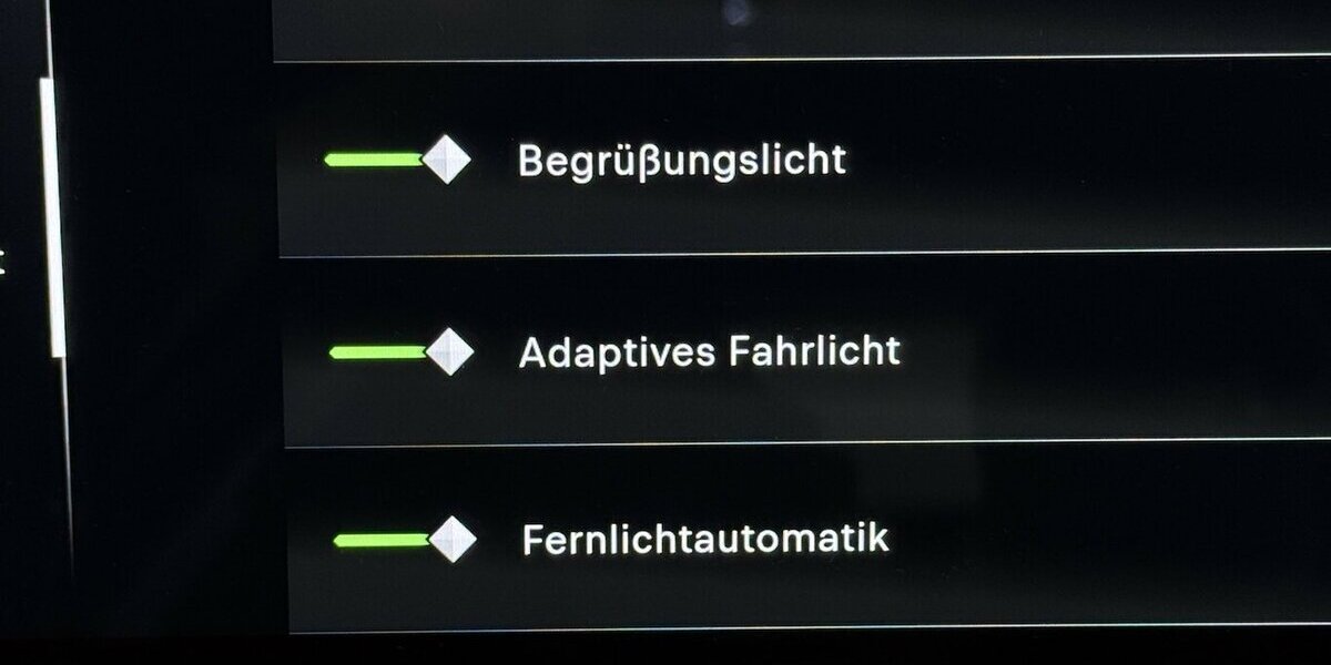 DS Automobiles DS7 Blue HDI 130 Étoile Nachtsicht Panodach 34.700 km 31.440 &euro; Lich 35423