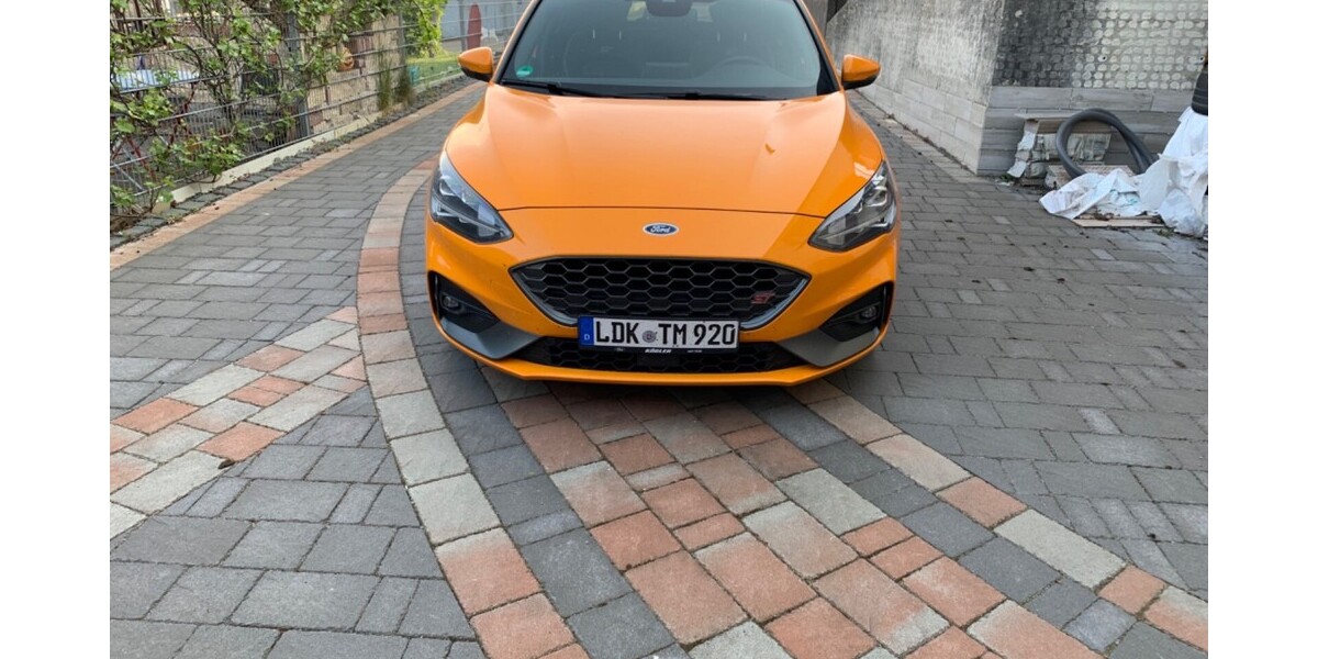 Ford Focus 58.500 km 24.500 &euro; Siegbach 35768