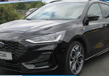 Ford Focus 36.400 km 21.990 &euro; Mittenaar 35756