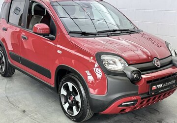 Fiat Panda Cross Red 1.0 Hybrid 1.Hand Neuwertig! 1.600 km 14.220 &euro; Lich 35423