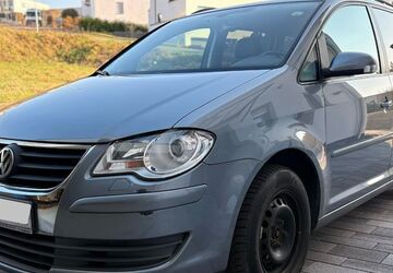 VW Touran 187.000 km 5.100 &euro; Wetzlar 35578