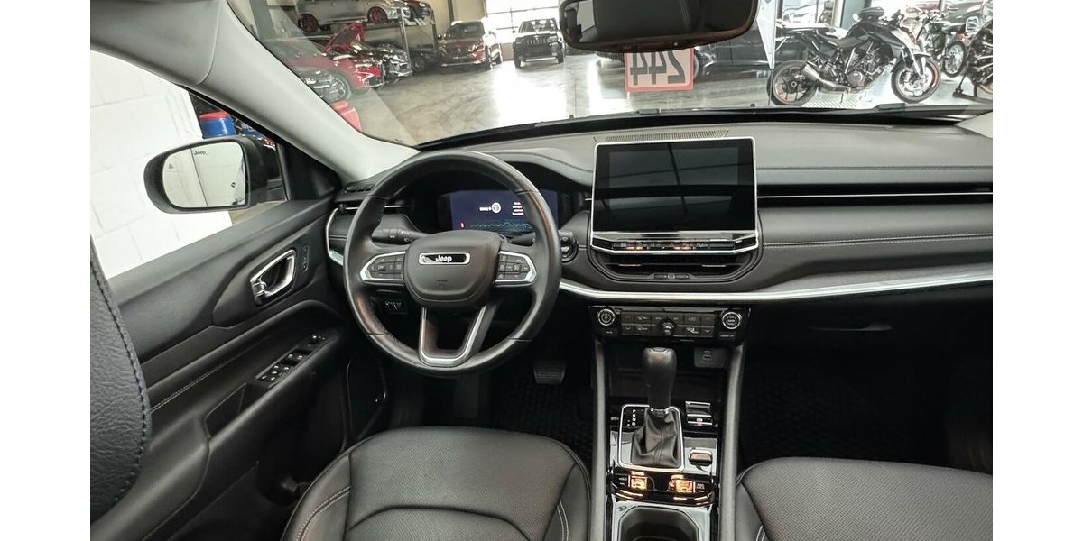 Jeep Compass S Plug-IN Hybrid 4WD 1.Hand Panoramadach 26.460 km 27.450 &euro; Lich 35423