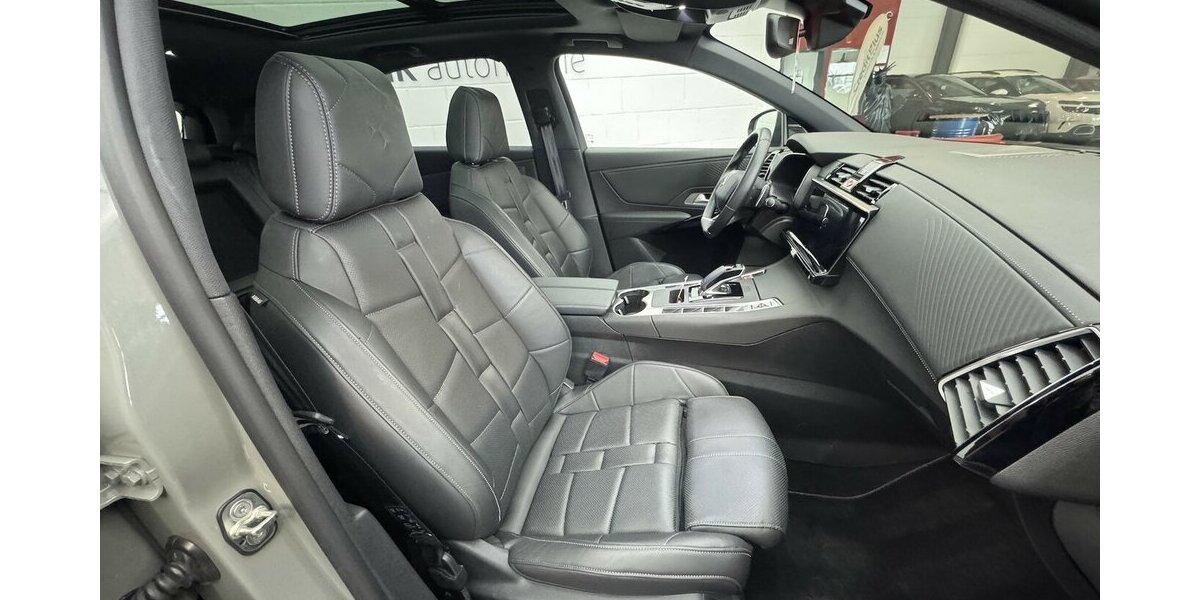 DS Automobiles DS7 Blue HDI 130 Étoile LED Nachtsicht Pano 29.800 km 28.990 &euro; Lich 35423