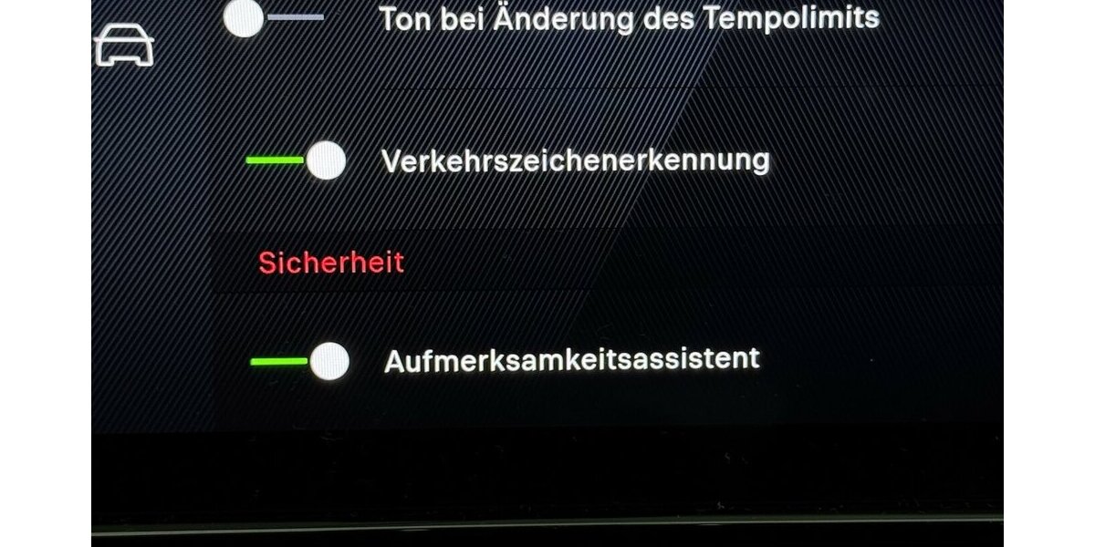 Peugeot 408 GT 145 Hybrid DSC6 Massage 360° Cam 21.700 km 26.950 &euro; Lich 35423