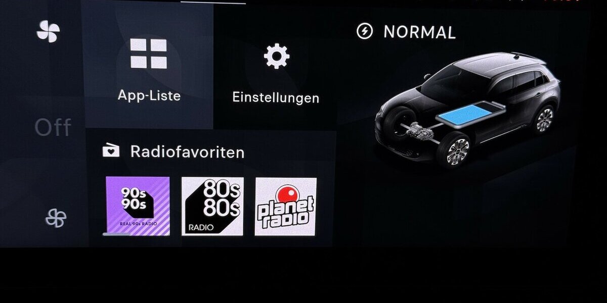 Fiat 600E Red 54 KWh 1.Hand Full LED Carplay 14.500 km 21.880 &euro; Lich 35423