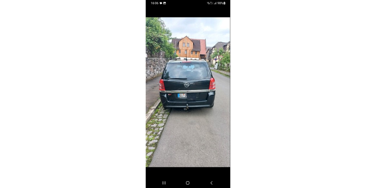 Opel Zafira 219.000 km 4.200 &euro; Laubach 35321