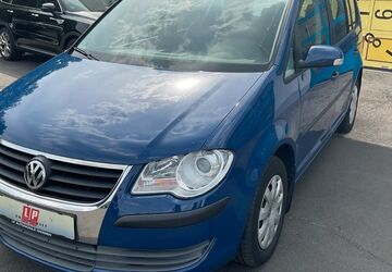 VW Touran 208.253 km 2.990 &euro; Giessen 35394