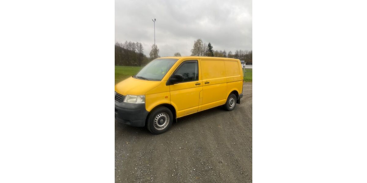 VW T5 Transporter 138.000 km 5.700 &euro; Waldsolms 35647