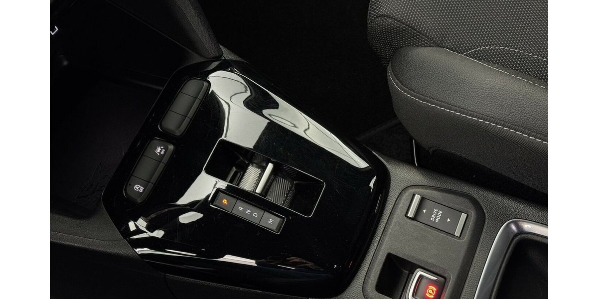 Opel Corsa GS 1.2 Turbo 1.Hand Sitzheizung Carplay 8.600 km 18.679 &euro; Lich 35423