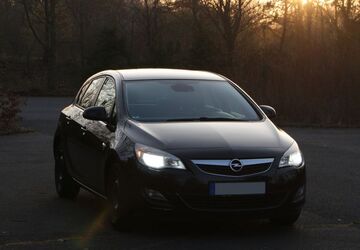Opel Astra 215.000 km 3.000 &euro; Friedberg 61169