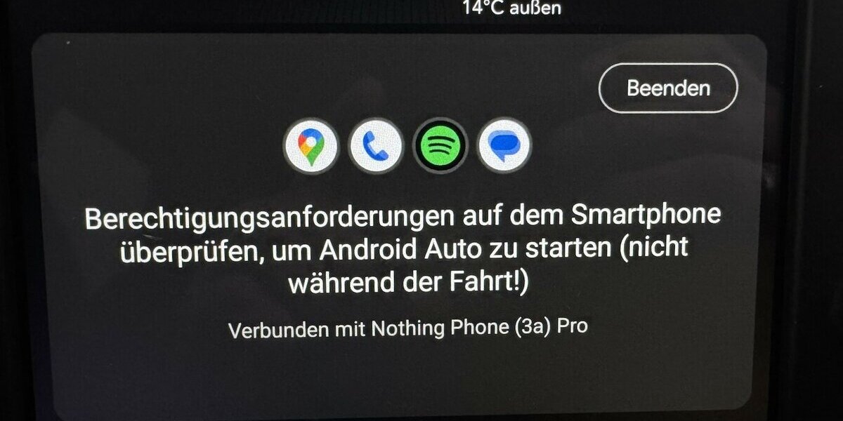 Fiat Panda Cross Red 1.0 Hybrid 1.Hand Neuwertig! 1.600 km 14.220 &euro; Lich 35423