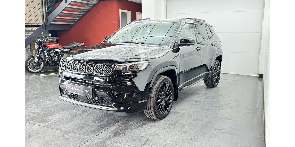 Jeep Compass S Plug-IN Hybrid 4WD 1.Hand Panoramadach 26.460 km 27.450 &euro; Lich 35423