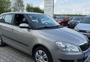 Skoda Fabia 87.407 km 8.999 &euro; Münzenberg-Gambach 35516