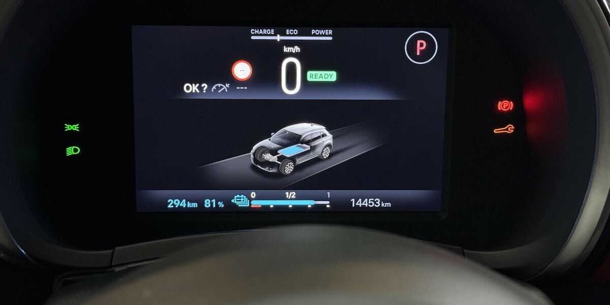 Fiat 600E Red 54 KWh 1.Hand Full LED Carplay 14.500 km 21.880 &euro; Lich 35423