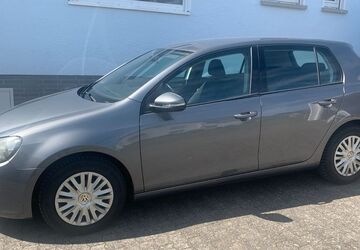 VW Golf 282.000 km 2.500 &euro; Biebertal 35444