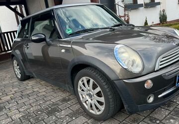 Mini Cooper 286.052 km 2.200 &euro; Gladenbach 35075