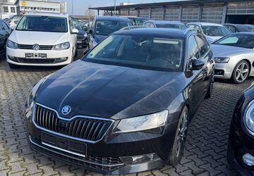 Skoda Superb 103.900 km 20.990 &euro; Butzbach 35510