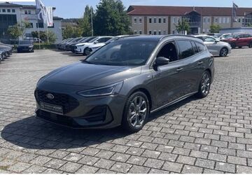 Ford Focus 11.039 km 25.890 &euro; Marburg 35043