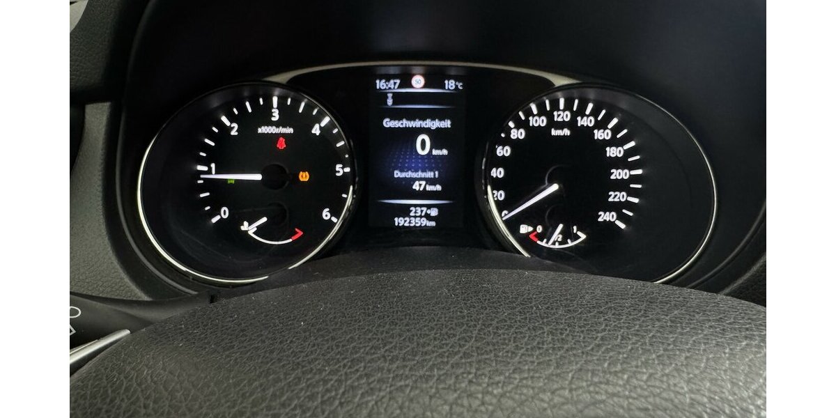 Nissan X-Trail 1.6 D Acenta 4x4 AHK Sitzheizung Navi 192.300 km 9.270 &euro; Lich 35423