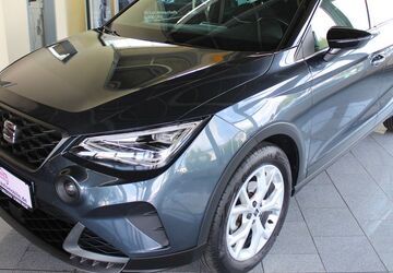 Seat Arona 20.768 km 16.333 &euro; Wölfersheim 61200