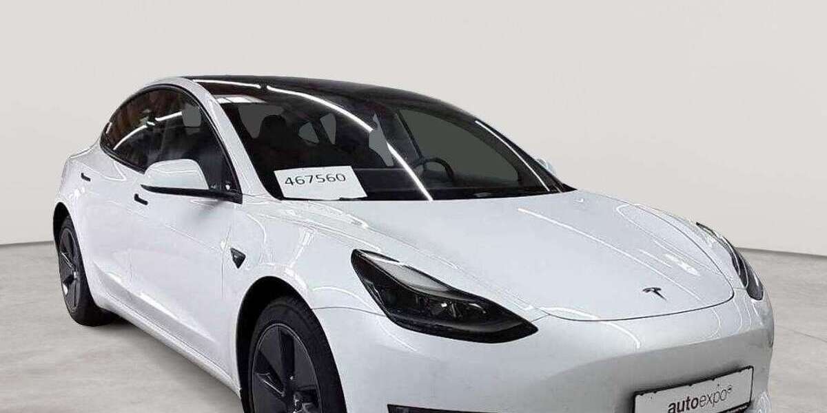 Tesla Model 3 76.452 km 29.990 &euro; Fernwald-Steinbach 35463