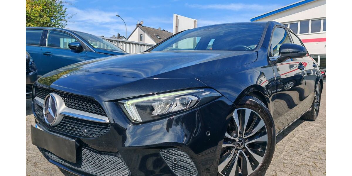 Mercedes-Benz A 160 144.034 km 14.590 &euro; Wölfersheim 61200