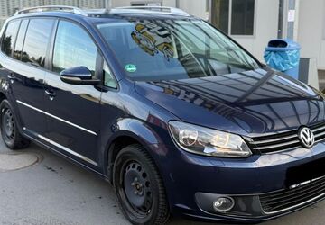 VW Touran 225.123 km 6.450 &euro; Friedberg (Hessen) 61169
