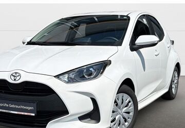Toyota Yaris 35.681 km 18.990 &euro; Giessen 35394