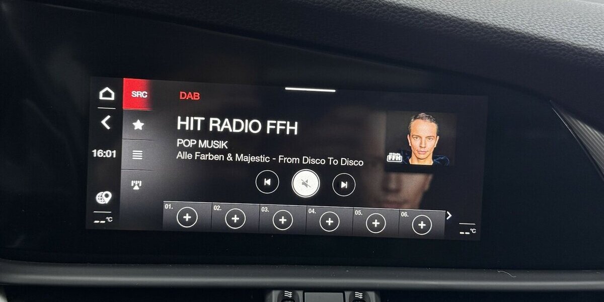 Alfa Romeo Giulia 2.0 Veloce Q4 Turbo Panoramadach Xenon 43.300 km 32.970 &euro; Lich 35423