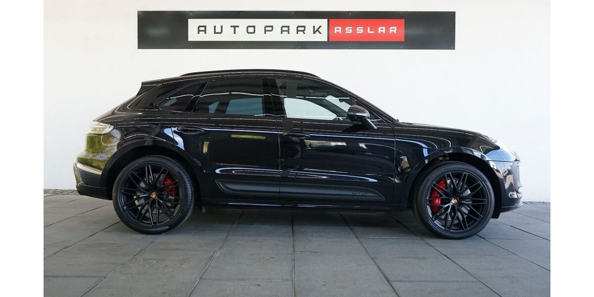Porsche Macan 37.100 km 86.880 &euro; Asslar 35614