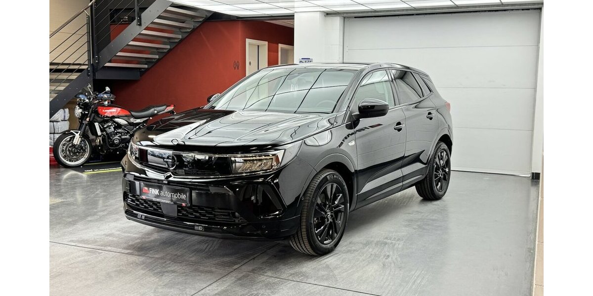Opel Grandland GS Line 1.2 Turbo 130 LED Carplay Navi 8.700 km 20.680 &euro; Lich 35423