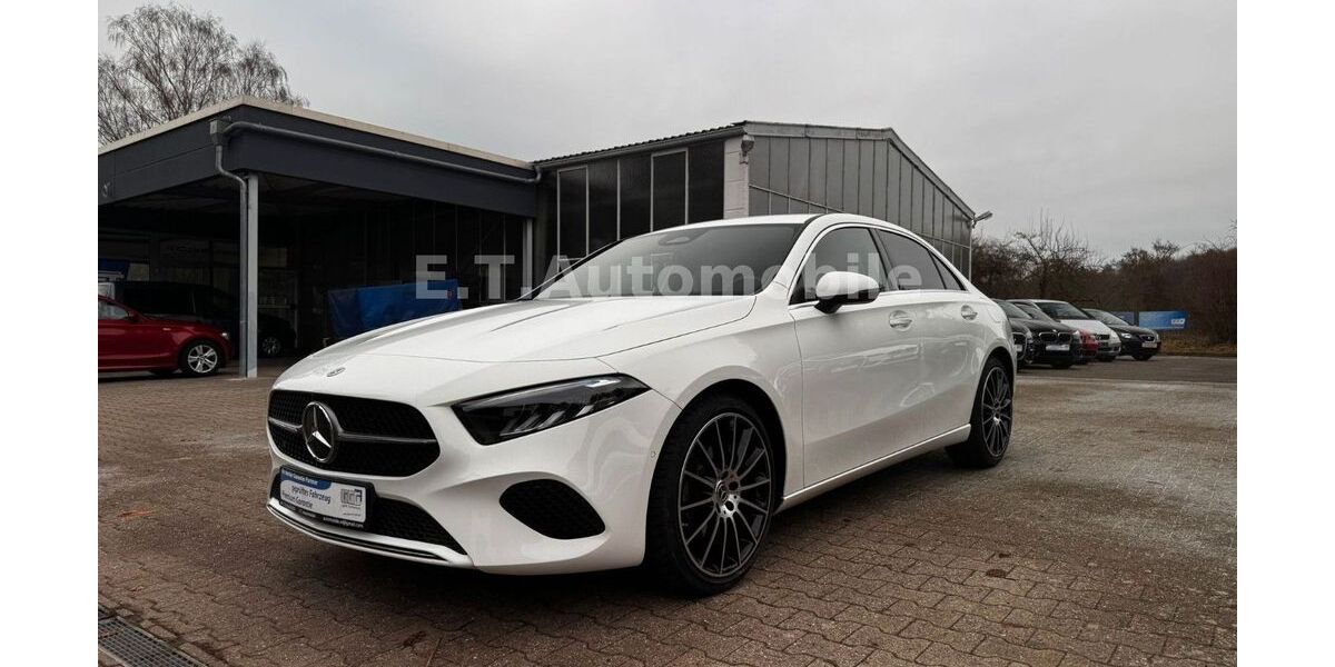 Mercedes-Benz A 200 38.766 km 27.499 &euro; Friedberg (Hessen) - Ossenheim 61169