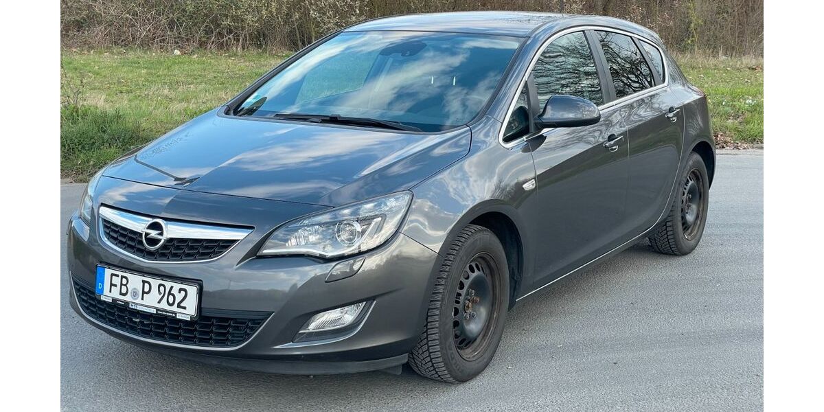 Opel Astra 152.000 km 4.700 &euro; Bad Nauheim 61231