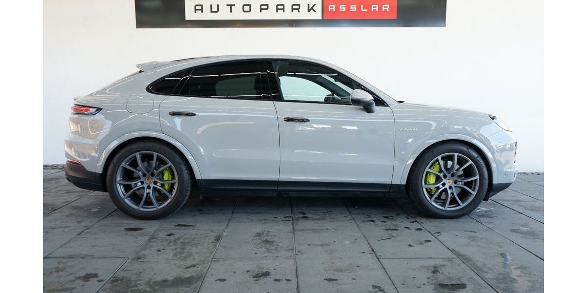 Porsche Cayenne 9.970 km 107.880 &euro; Asslar 35614