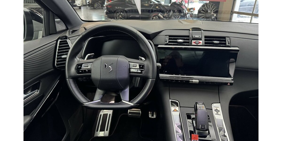 DS Automobiles DS7 Blue HDI 130 Étoile LED Nachtsicht Pano 29.800 km 28.990 &euro; Lich 35423