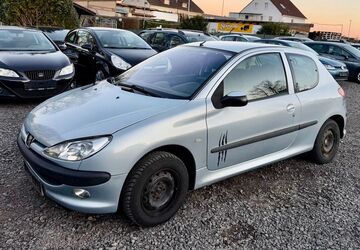 Peugeot 206 150.000 km 750 &euro; Butzbach 35510